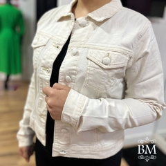 Jaqueta em Brim, Cru, Bolsos, Fechamento em Botão Encapado, Mokkai BM1111