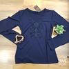 Blusa Malha Canelada, Azul Marinho, M/L Gola em V, Saia Bella BM0105