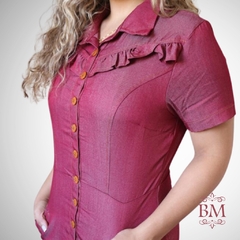 Vestido em Viscojeans, Marsala, Bolsos, Detalhe Frontal, Fechamento Botão, Babado Saia, Rosarrara BM1121M na internet
