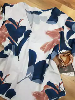 Blusa em Crepe Especialit, Lara Valentina BM0186 - comprar online