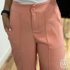Pantalona Crepe, Salmão, Vinco, Elástico Cós, Bolso, Botão Encapado , BM0965S na internet