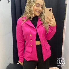 Blazer Comprido, Pink, Alfaiataria, Bolso Fake com Lapela, Botões Dourados Frontal, BM01008R - comprar online