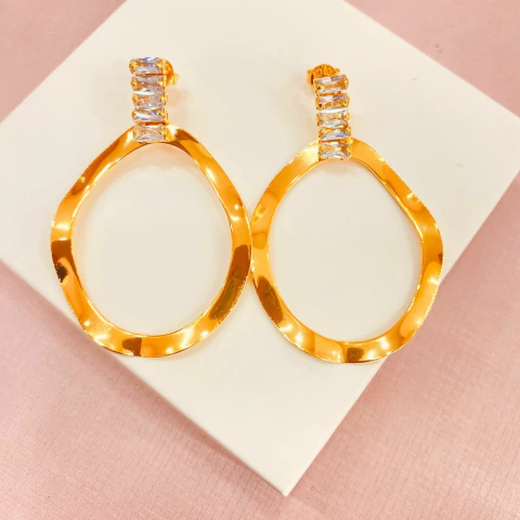 Brinco navetes e vazado - Banhado a ouro 18k - comprar online