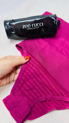 KIT COM 2 CALCINHAS (TANGA) CÓS ALTO - VINHO/LISTRADA - RYCCA Moda Íntima