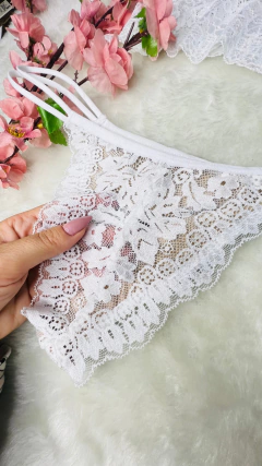 Imagem do CONJUNTO CROPPED FLORZINHA - BRANCO