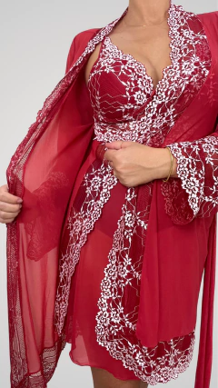 Camisola Com Bojo, Tule E Renda Bicolor, Com Calcinha - Vermelho Com Branco - comprar online