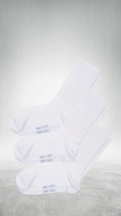 Kit 3 Meias Cano Alto - Branco - loja online