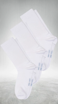 Kit 3 Meias Cano Alto - Branco - comprar online