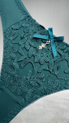 Conjunto Com Bojo E Calcinha Fio Dental Flor - Azul Petróleo - loja online