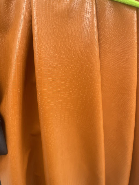 Cuerina crocro camel