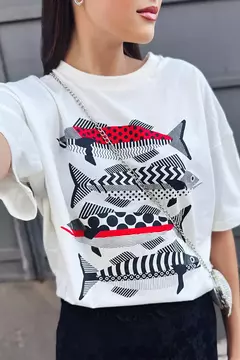Camiseta OVERZISED Fish - comprar online