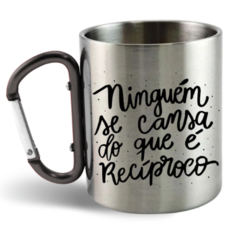 Caneca de Inox com Alça de Mosquetão Nª85 - comprar online