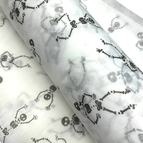 Tnt Estampado Hallowen Esqueleto Branco 1m x 1,40m