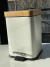 CESTO DE BAÑO 3 LTS WHITE WOOD (BIN0030) - comprar online