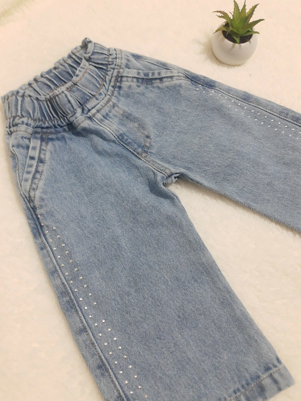 Jean Wideleg Brillitos