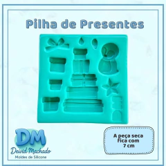 Pilha de Presentes - comprar online