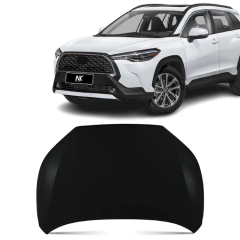 Capô dianteiro preto liso para Toyota Corolla Cross 2021 a 2026 ao lado de veículo branco modelo Corolla Cross