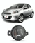 Carro prata modelo hatch com farol de milha aceso e farol de milha redondo isolado abaixo