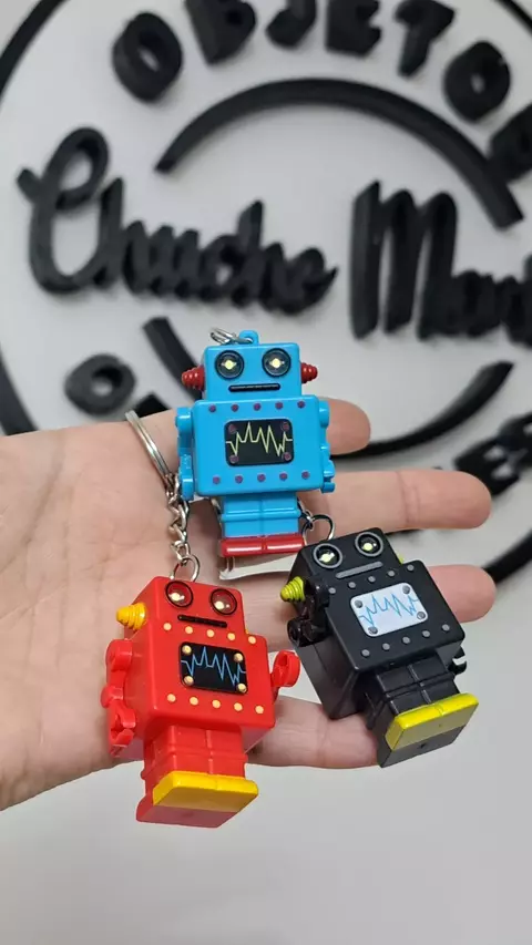 Llavero robot con luz y sonido