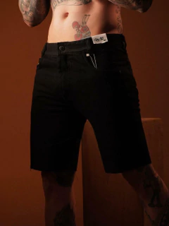 BERMUDA JEANS na internet