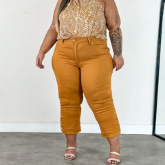 Calça capri caramelo