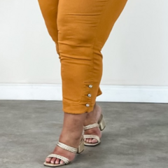 Calça capri caramelo - Daily Plus