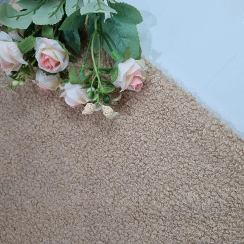 Pelúcia Teddy Caramelo