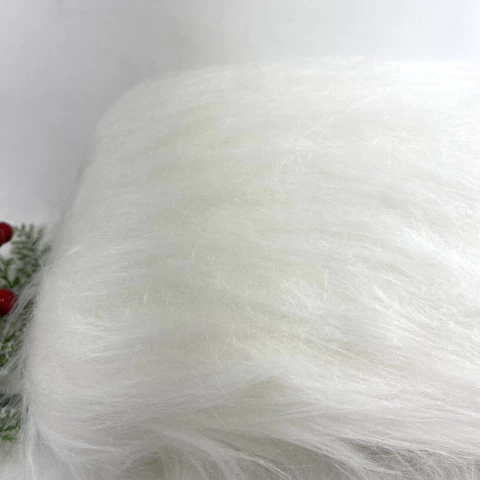 Pelúcia Pelo Longo Branco