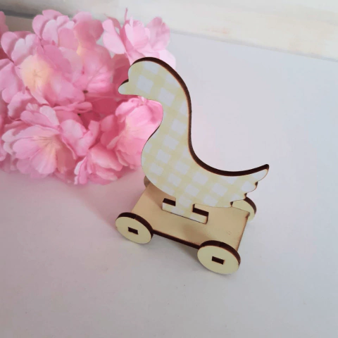 Patinho com rodinhas - amarelo