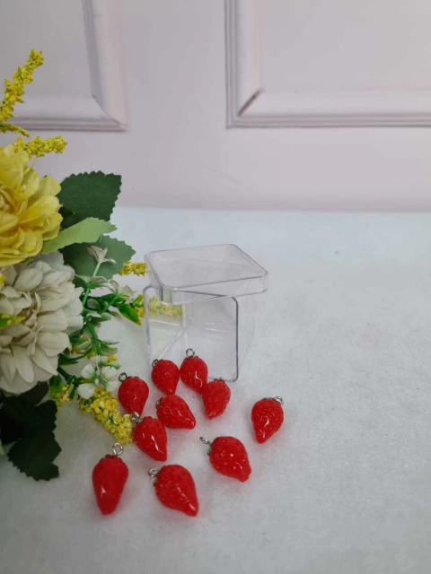 Morango Resinada - 10 unidades - comprar online