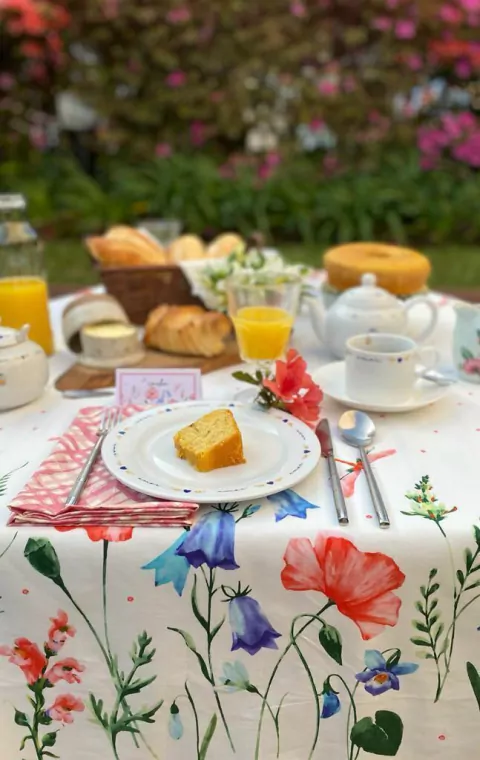 Trilho Floratta Floral Rosa