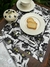 Lugar Americano Floral Preto e Amarelo - comprar online