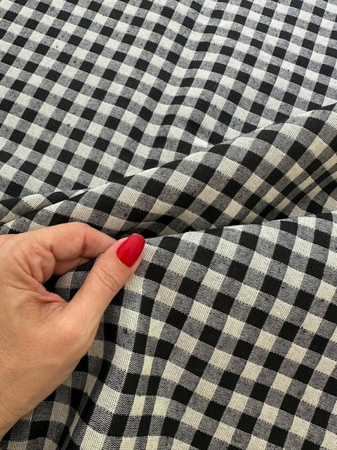 Trilho Jacquard Xadrez Preto