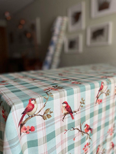 Toalha Pássaro Xadrez REPELENTE LÍQUIDO - comprar online