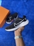 Pegasus 40 "Preto/Branco" na internet