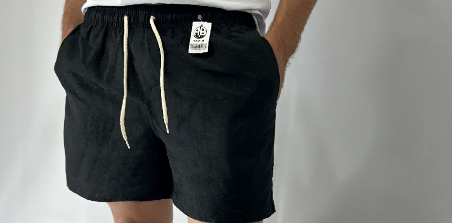 <p><span style="font-size: 18px">Bermudas linho</span></p>