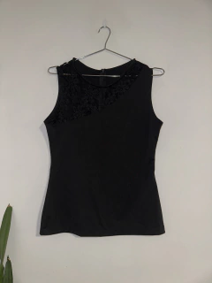 Blusinha regata com renda | M - comprar online