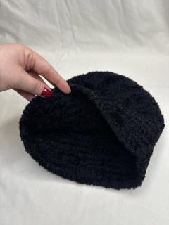 Touca de Tricô Preto Brilhante - loja online