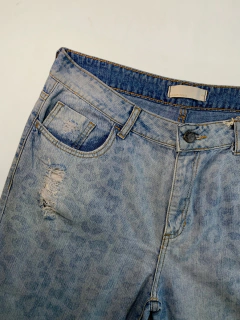 Calça Mom Jeans Oncinha | 44 - Restore Brechó