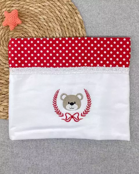 Cueiro Infantil Flanela Branco Bordado Poa Grande Branco com Vermelho