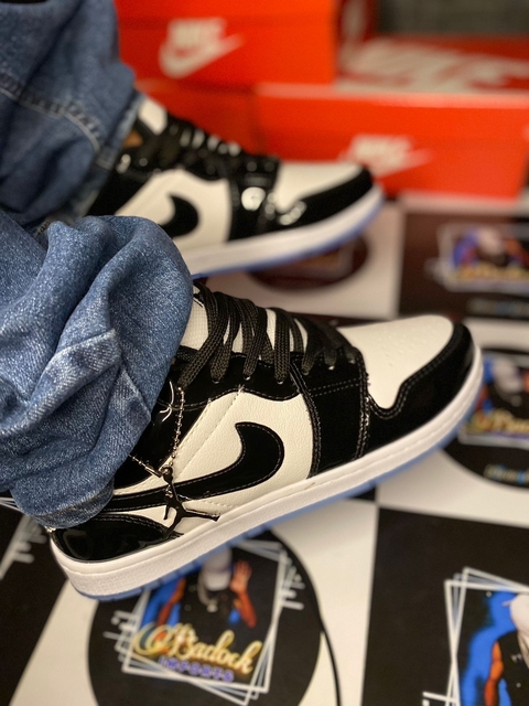 NIKE AIR JORDAN LOW