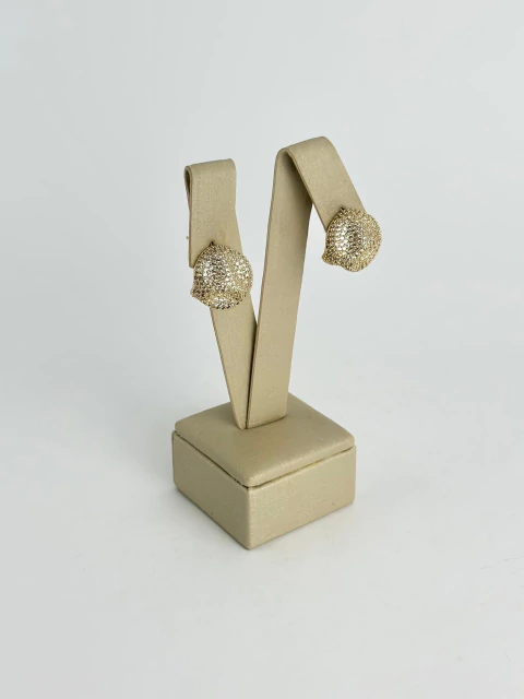 Brinco bóton organico - cravejado dourado