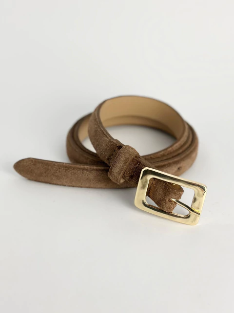 Cinto camurça fivela retangular - mocha