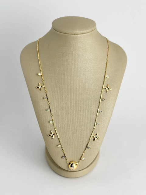 Colar joinha dourado - penduricalhos + cristais