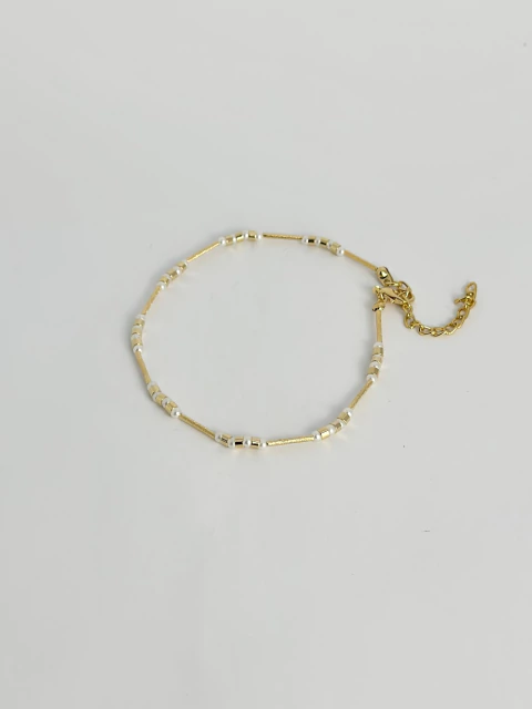 Tornozeleira joinha - mini perolinhas + dourado