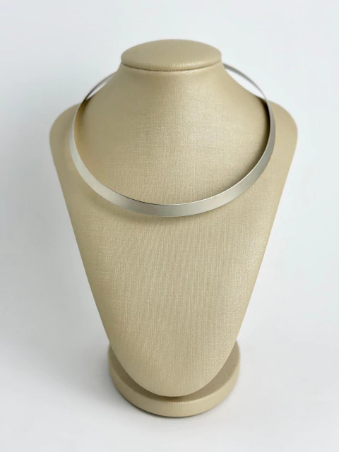 Gargantilha 8mm - prata fosco