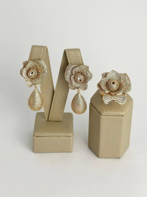 Conjunto máxi flor dourada shine