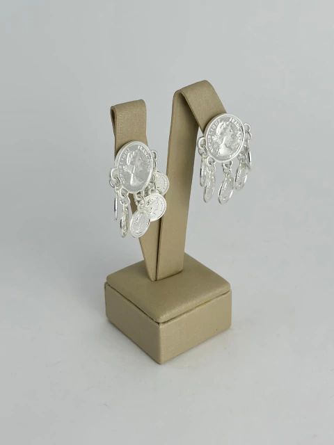 Brinco medalhas prata acetinado