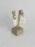 Brinco flor pendurada madreperola - comprar online