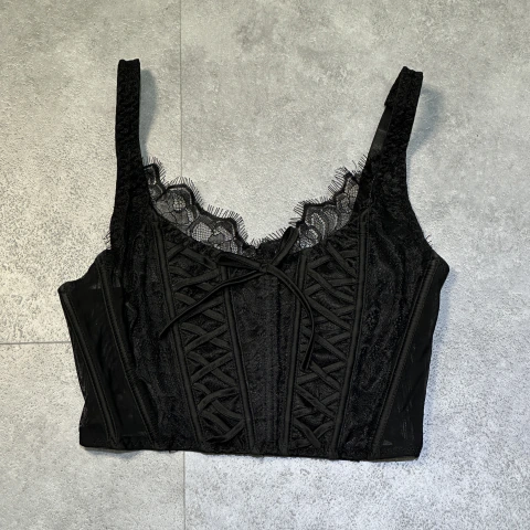 CORSET ENCAJE NEGRO
